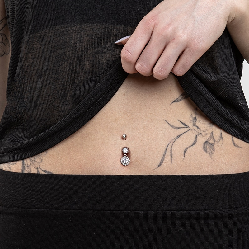 Piercing per ombelico a Banana con Pendente Sole Cristalli in acciaio chirurgico - immagine 6